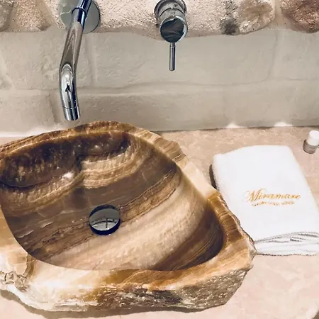 Miramare بيت ضيافة مونوبولي